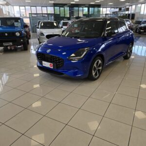 SUZUKI Swift 1.2 Hybrid Top Bicolor Aziendale con solo 1.700 km